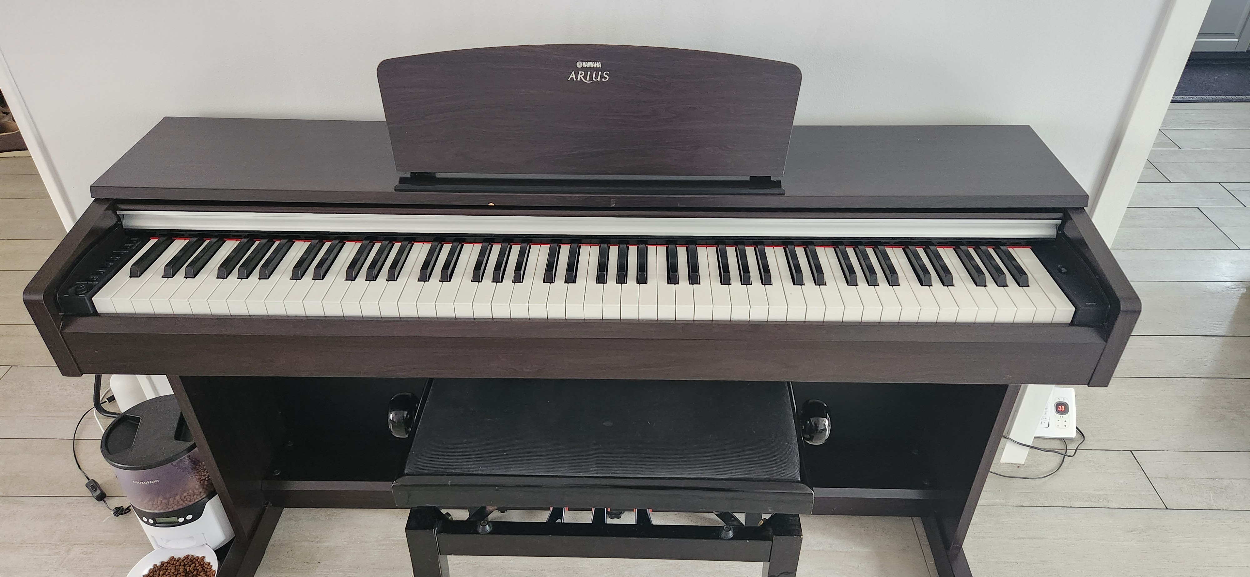 Piano YAMAHA Arius 480 Rosny-sous-Bois (93)