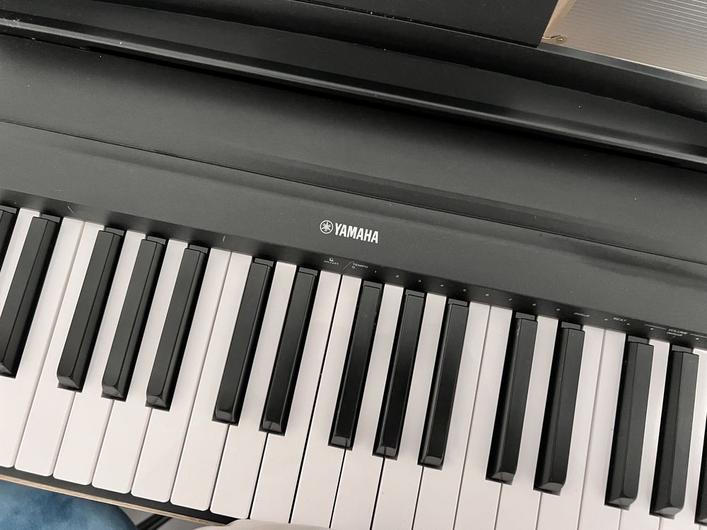 Piano yamaha P45 B noir 410 Paris 15 (75)