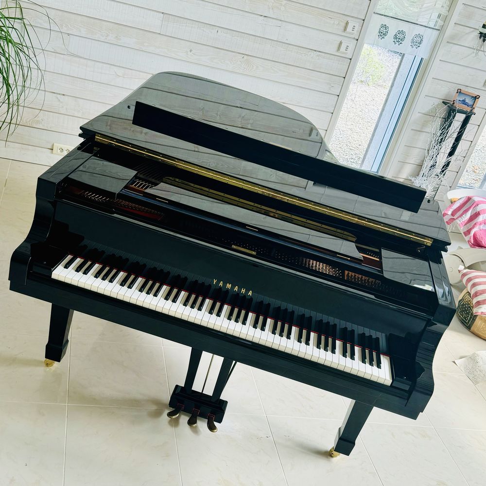 Piano Yamaha 1/2 queue C6 occasion quasi neuf 25000 Lacougotte-Cadoul (81)