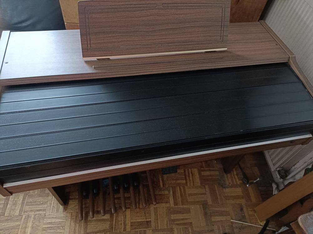 piano YAMAHA 250 �chirolles (38)