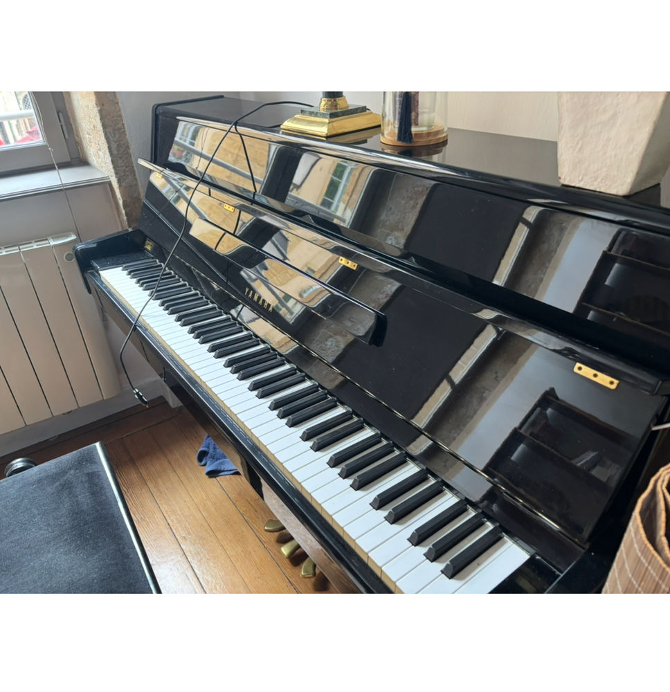 Piano Yamaha 1000 Lyon 5 (69)