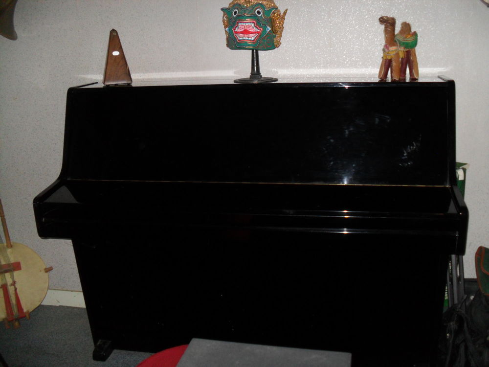 piano 2800 Carlepont (60)