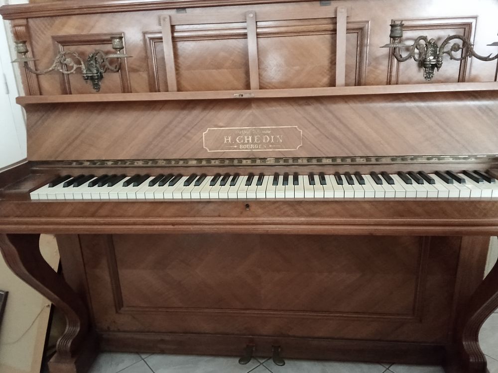 Piano 400 Les Aix-d'Angillon (18)