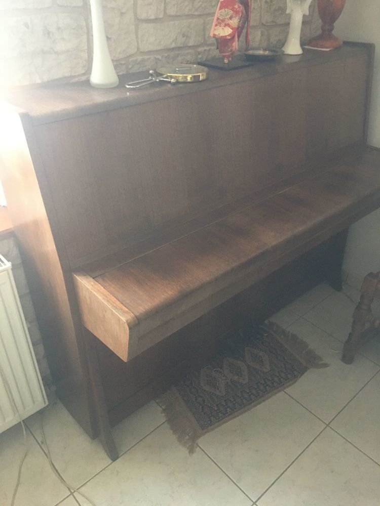 pianos droits 650 Ch�tenois (88)