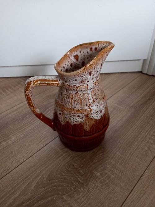 Pichet 1 litre en fa�ence marron 15 Villiers (86)