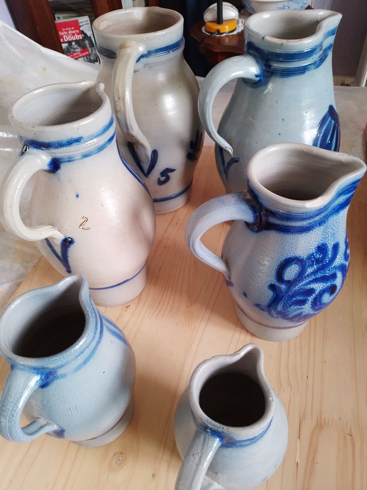 Pichets en gr�s Betschdorf 0 Pontarlier (25)