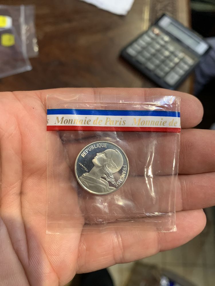 Piece 10 centimes 1977 piefort en argent