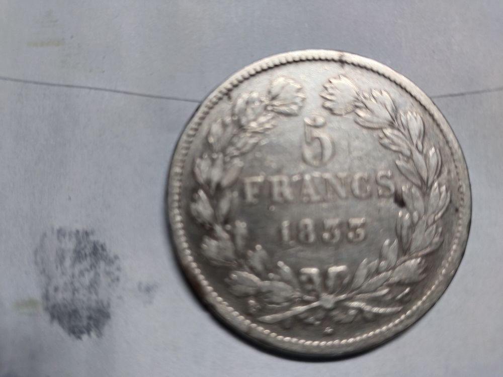 1 pi�ce de 5 francs fran�aise en argent ann�e 1833 . 70 Dolus-d'Ol�ron (17)
