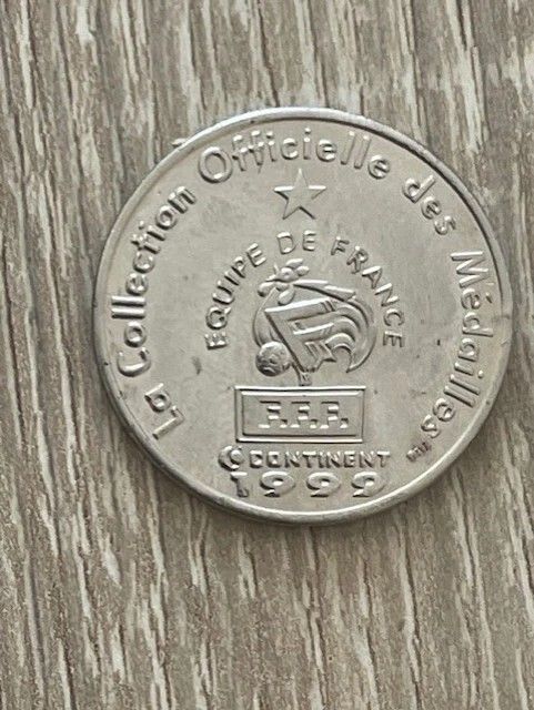Pi�ce de monnaie  F�d�ration Football- Alain Boghossian 1998 2 Dijon (21)