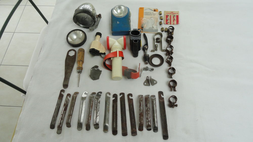 Pi�ces anciennes et r�centes de v�los 15 Sabl�-sur-Sarthe (72)