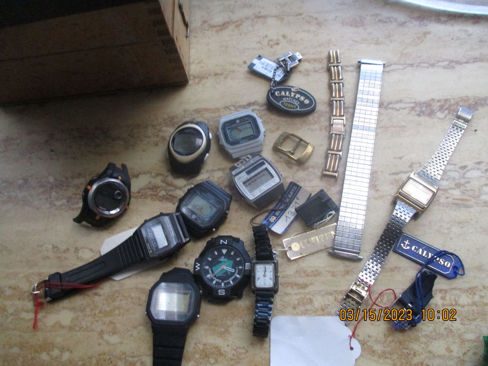 lot pi�ces d�tach�es montre horlogerie 10 La Ch�tre (36)