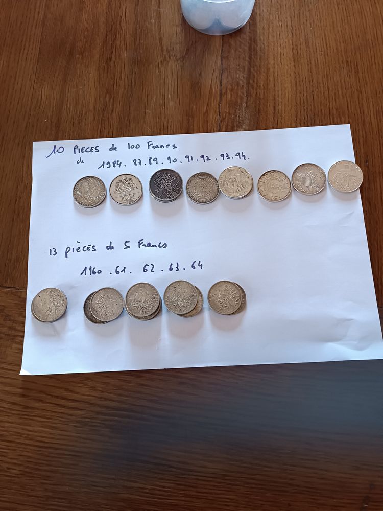  pièces de 100 francs et 5 francs   0 Le Creusot (71)