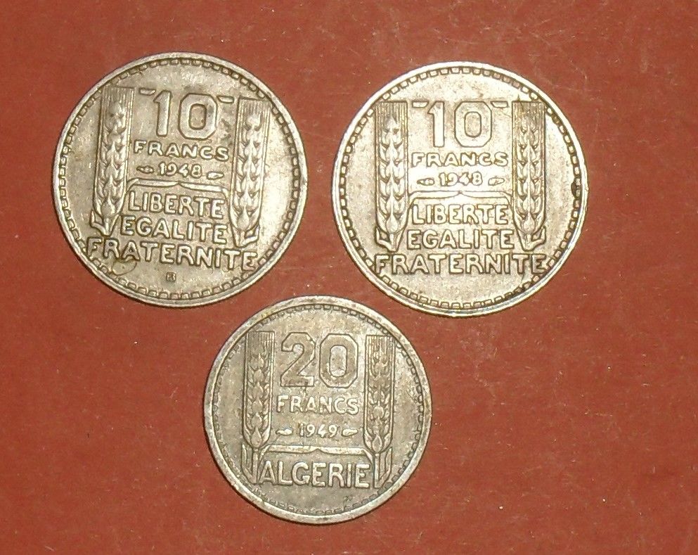 3 pi�ces en Francs de type TURIN 12 Montreuil (93)