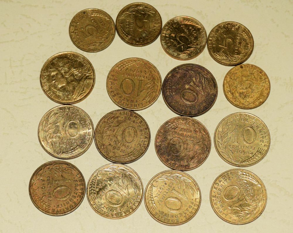 Lot de 16 Pi�ces Marianne - 10 et 5 centimes - Lagrifouille. 3 Roissy-en-Brie (77)