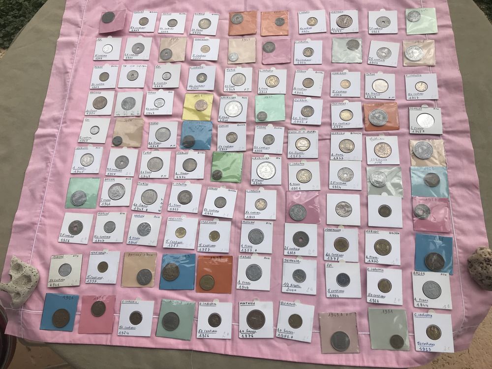 lot de 100 pi�ces de monnaie anciennes 35 Mottier (38)