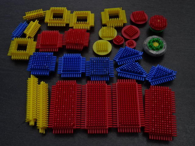 29 pi�ces de jeu pour enfants type jeu bloko 2 Le Teilleul (50)