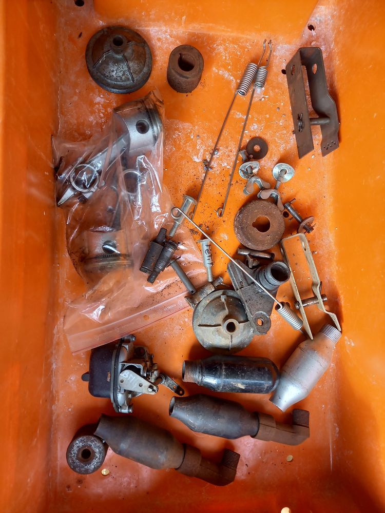 Pi�ces pour tondeuse Bernard BM4 19 Verneuil-sur-Avre (27)