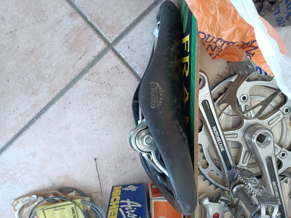 Pi�ces pour v�lo 65 Carmaux (81)