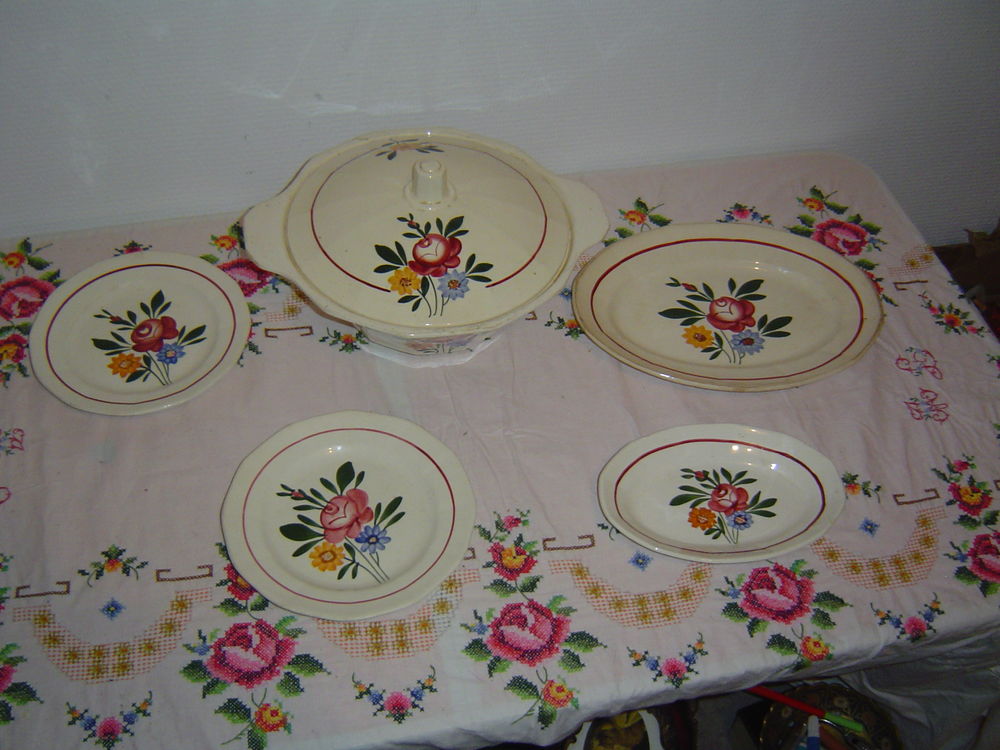 5 PIECES SERVICE CHATENOIS 30 Saint-Maurice-sur-Moselle (88)