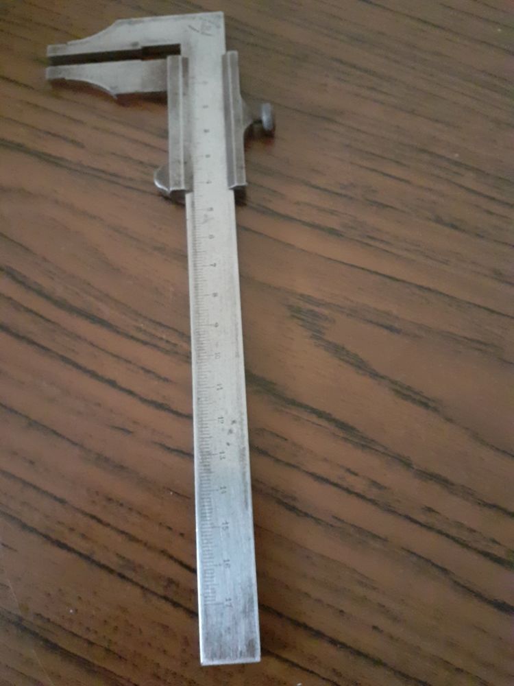 Pied � coulisse MAGAND 10 Thorign�-Fouillard (35)