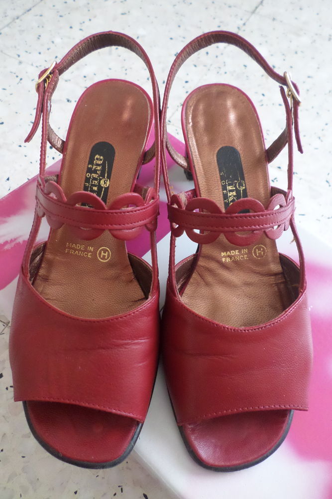 Nu pied en cuir 25 Vend�me (41)