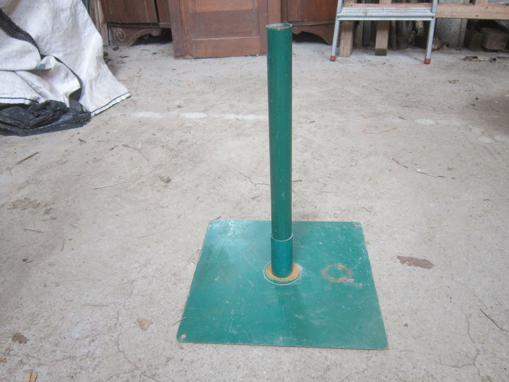 PIED DE FANION 10 Auray (56)