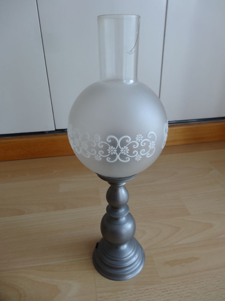 PIED DE LAMPE ETAIN 10 Noyal-sur-Vilaine (35)