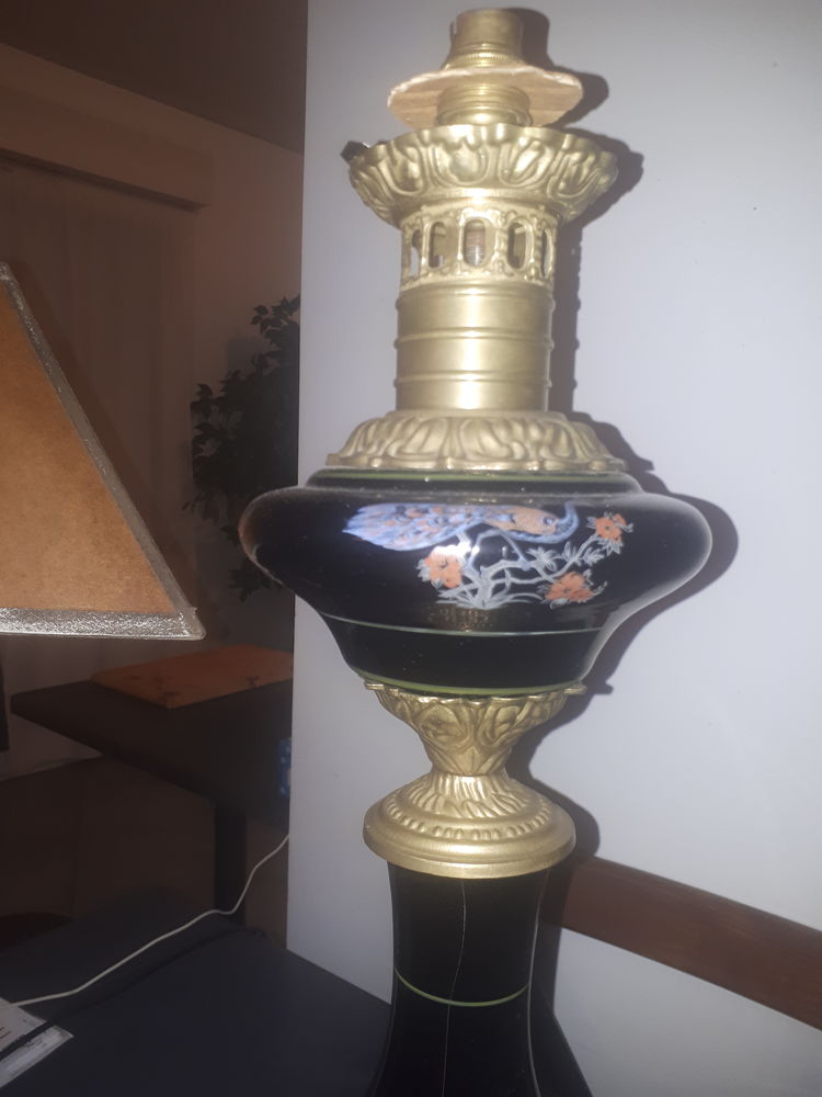 Pied de lampe Napoleon III. 0 Neuville-sur-Sa�ne (69)