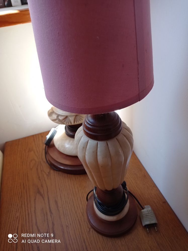 Pied de lampe plus lampe 250 Perriers-en-Beauficel (50)