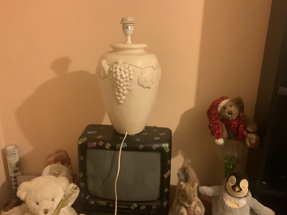 Pied de lampe en porclaine 0 Saint-Gervasy (30)