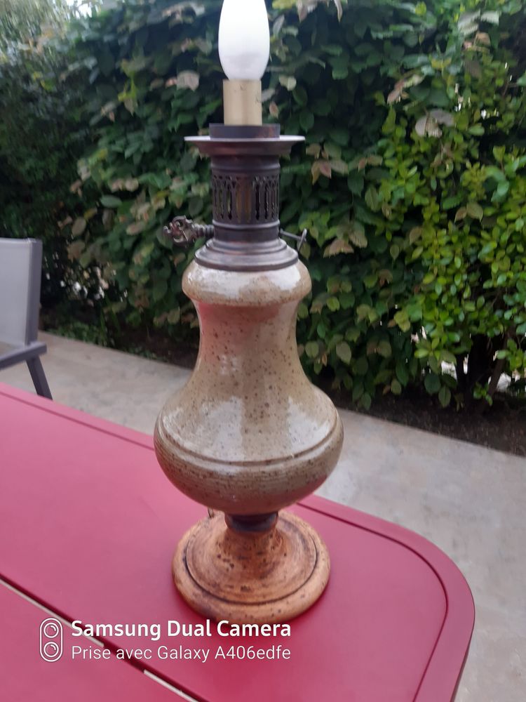 Pied de lampe de sol vintage 15 Saint-Genis-Laval (69)