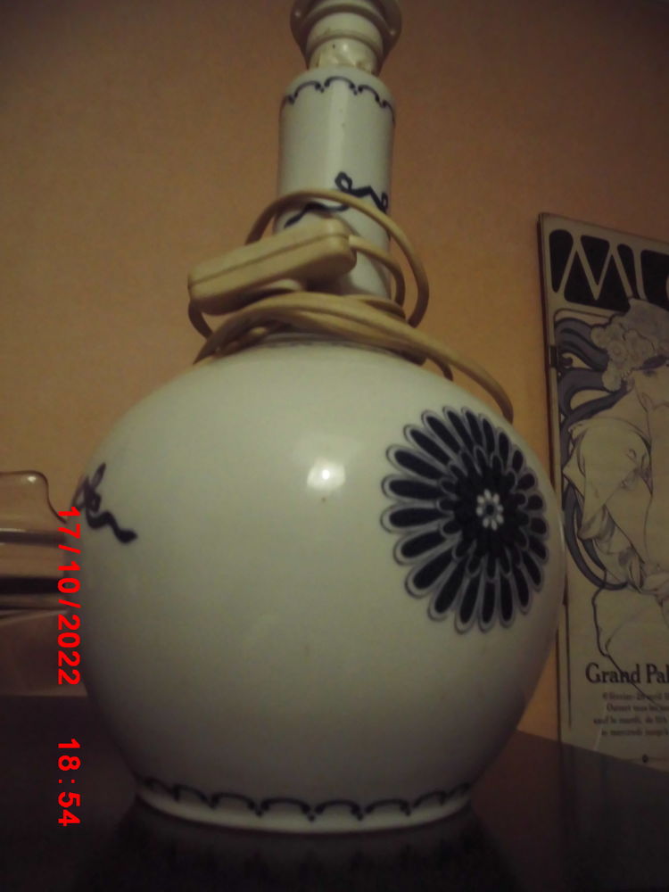 Pied de lampe 12 Lyon 5 (69)