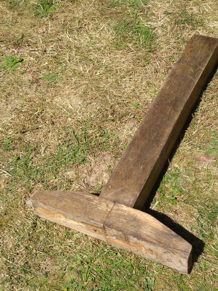 Pied de plan de travail en ch�ne 38 Melun (77)