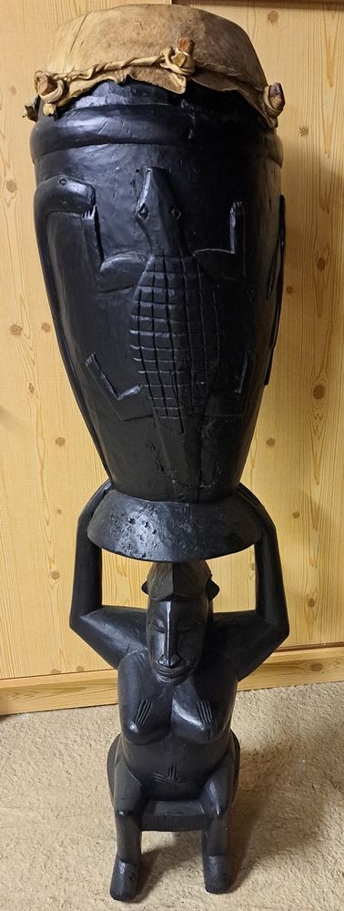 Tam-tam sur pieds en bois sculpt� 100 Marignane (13)