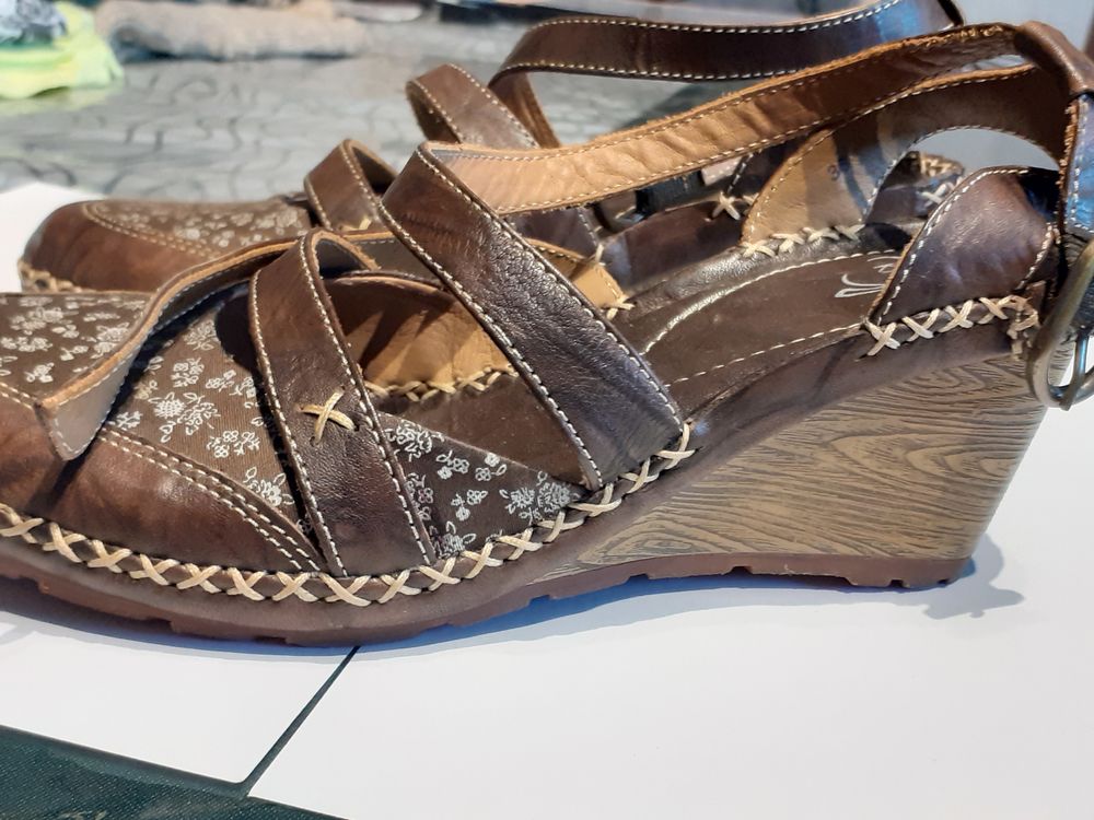 Nu-pieds femme pointure 36 10 Hindlingen (68)