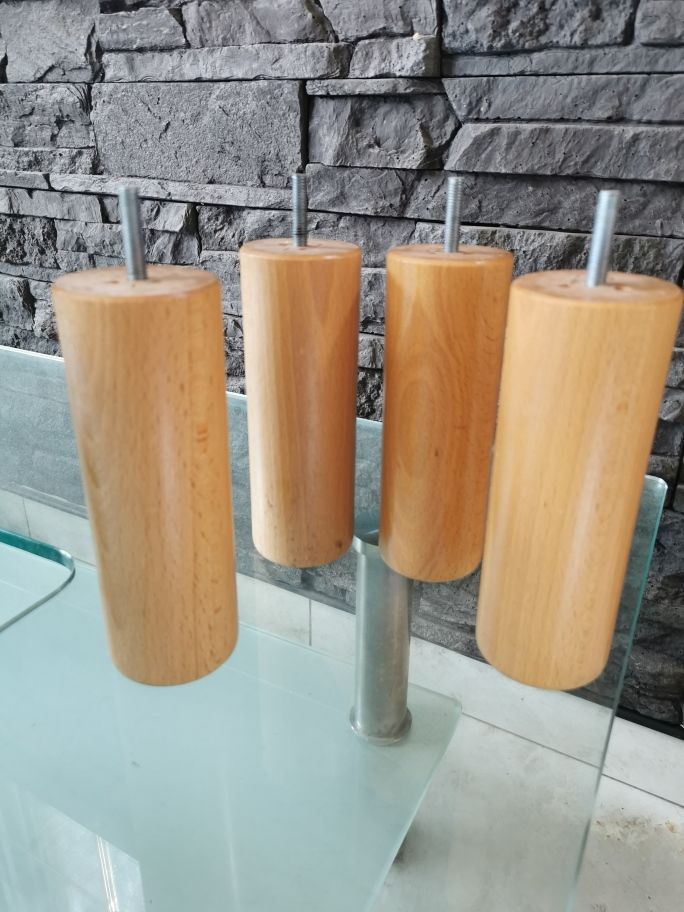 PIEDS DE MEUBLE 12 Calais (62)