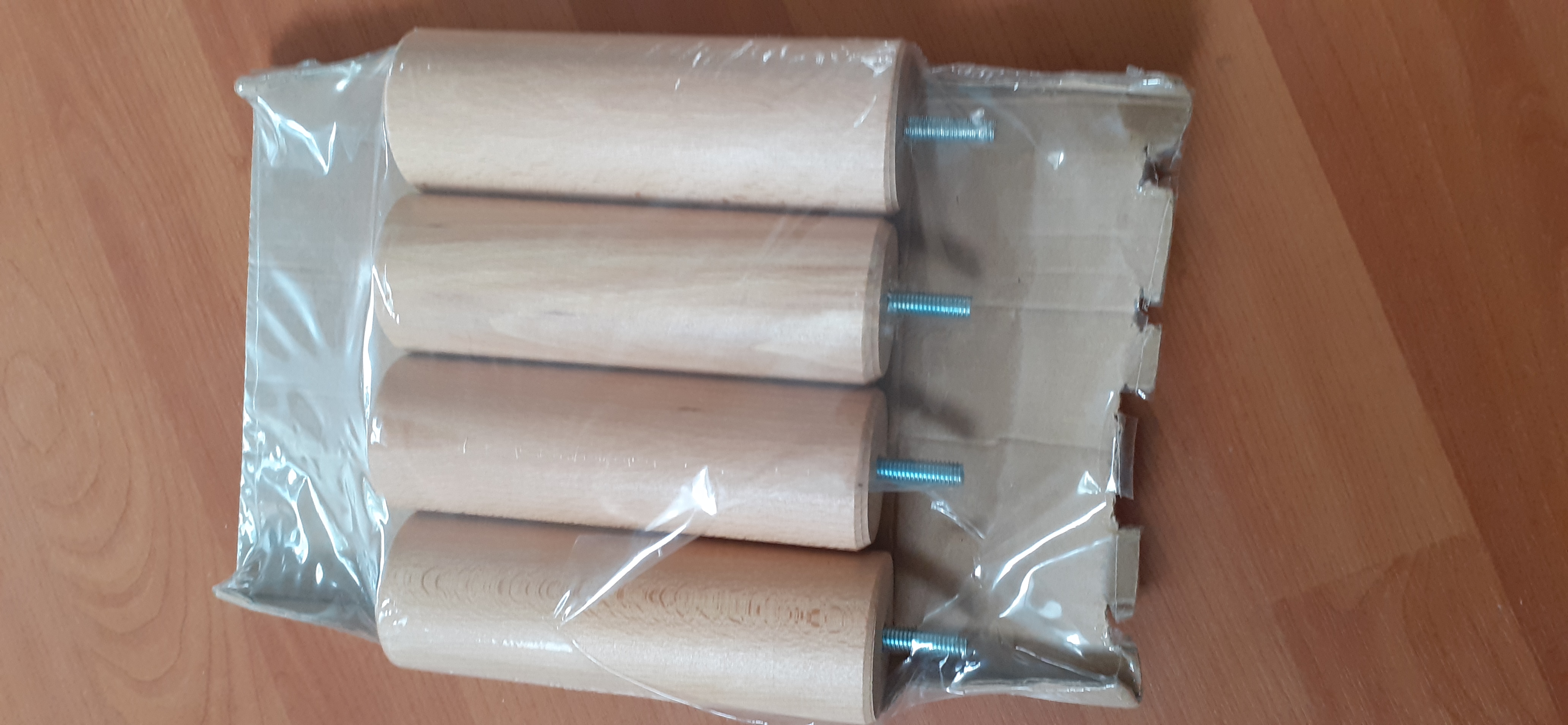 Pieds neufs pour sommier 18 Rilhac-Rancon (87)