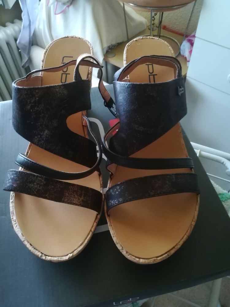 nu-pieds les petites bombes 45 Morteau (25)