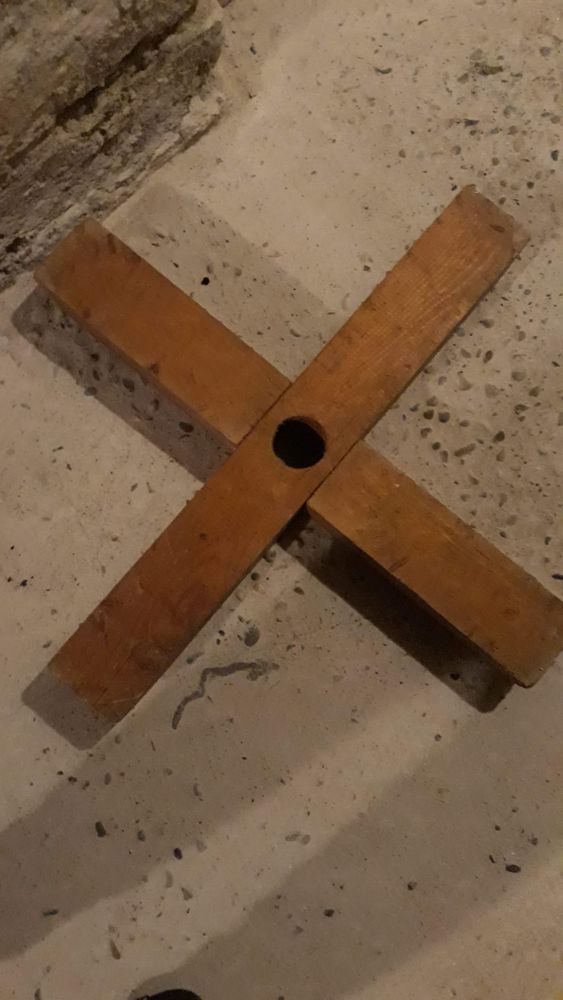 Pieds support sapins No�l 15 Strasbourg (67)