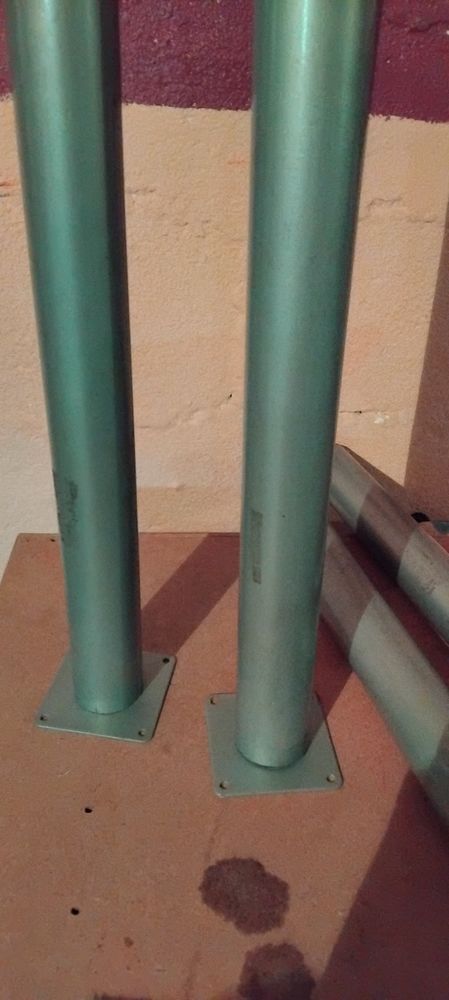 Pieds de table 15 Tremblay-en-France (93)