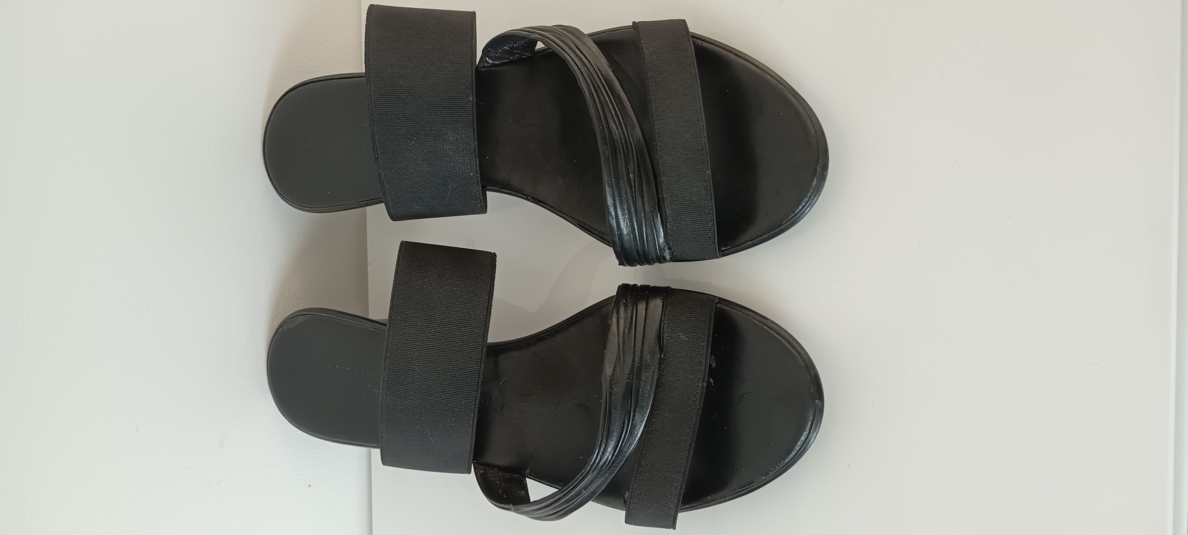 Nus Pieds 8 Pont-�v�que (38)