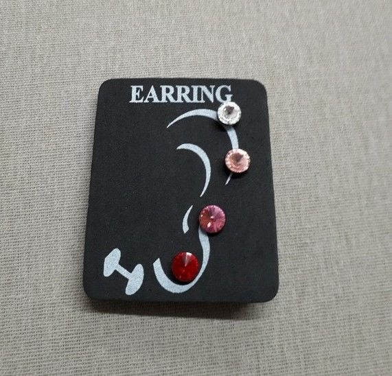 4 piercing d'oreille rouge, rose et blanc 2 La Ferté-sous-Jouarre (77)