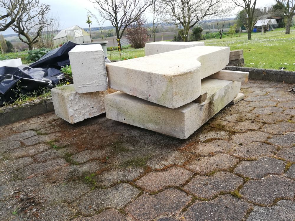 Pierres de chemin�e 0 Saint-Sauveur (86)