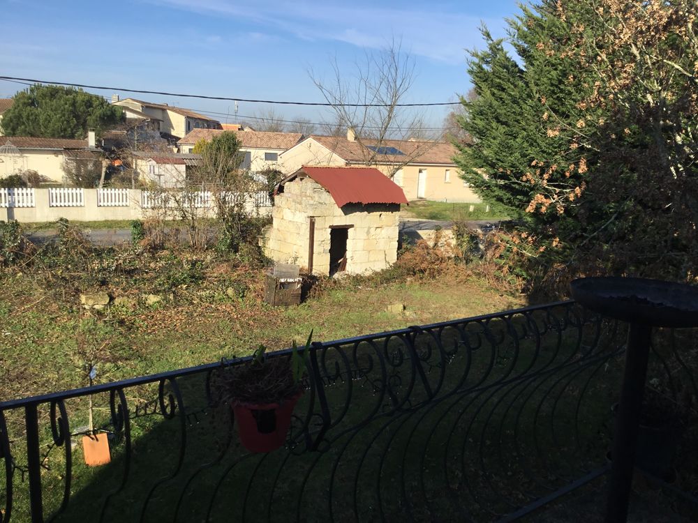 pierres 0 Saint-Andr�-de-Cubzac (33)