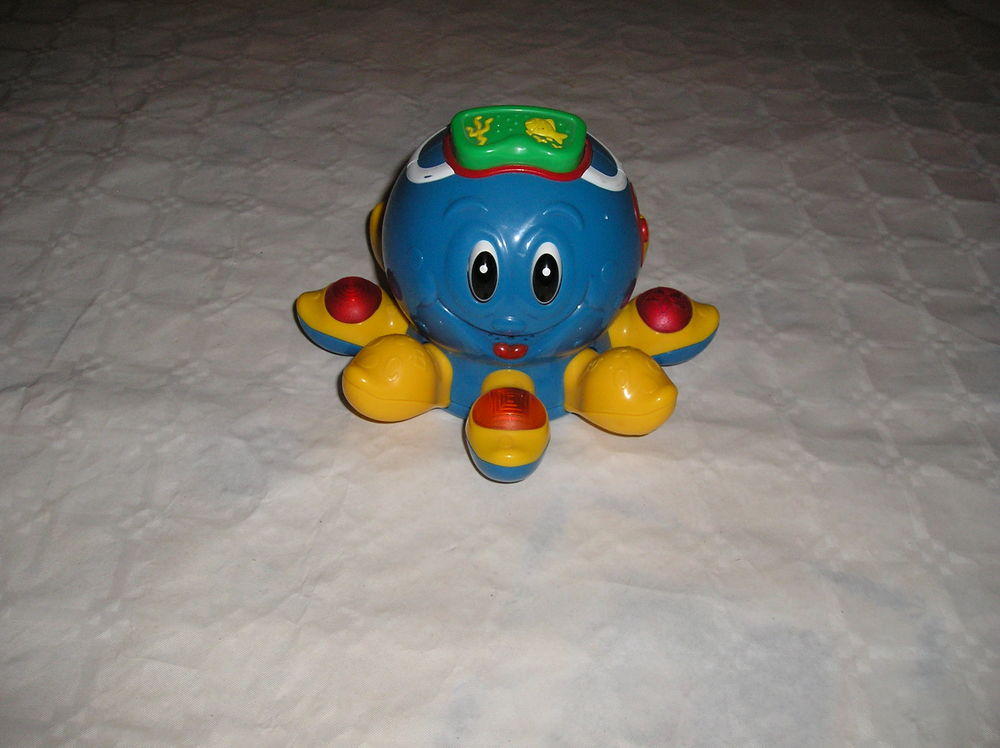 Pieuvre musicale 
10 Sept�mes-les-Vallons (13)