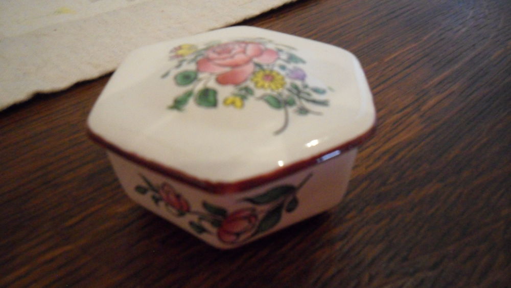 Pilulier ancien 30 La Chapelle-Saint-Mesmin (45)