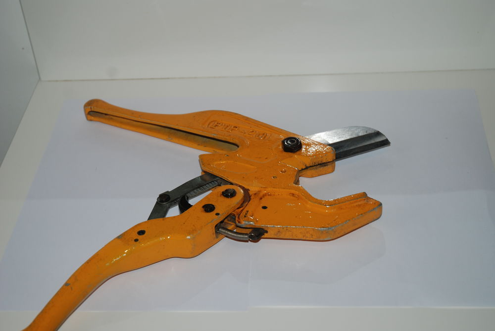 Pince coupante a cliquet 25 Ch�tenay-Malabry (92)