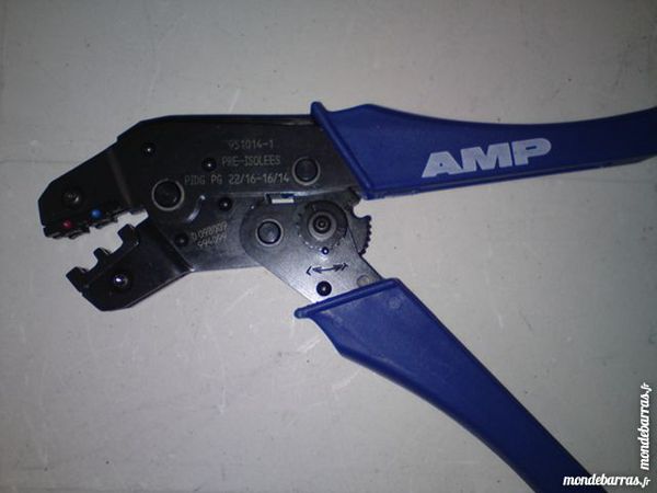 PINCE A SERTIR LES COSSES  NON ISOLEES 25 Le Creusot (71)