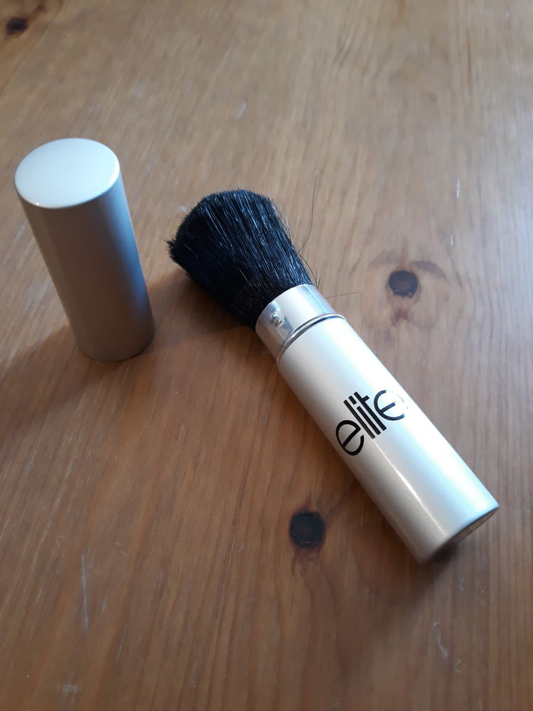Pinceau � poudre NEUF - ELITE 10 Livry-Gargan (93)