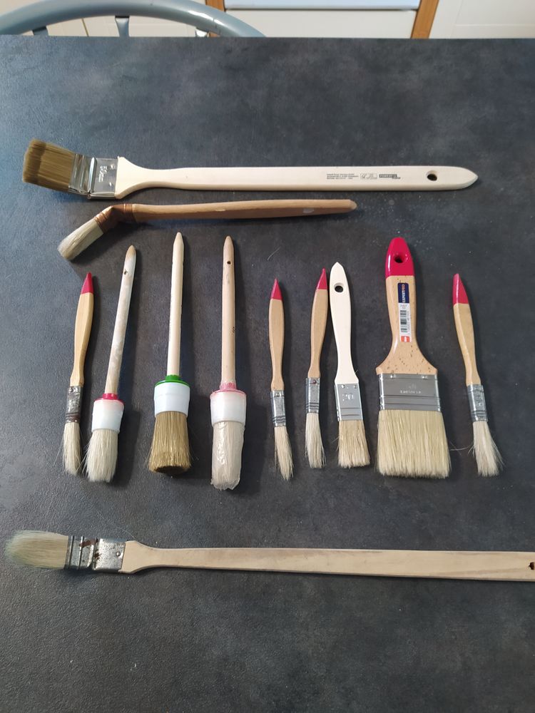 12 pinceaux neuf 7 Veauche (42)